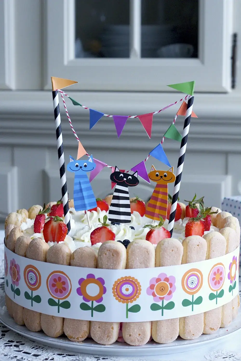 Zdjęcie Jak zrobić tort dla dziecka - proste przepisy i kreatywne dekoracje