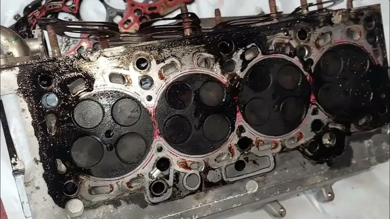 Zdjęcie Zerwany pasek rozrządu w dieslu – objawy, które mogą zrujnować silnik