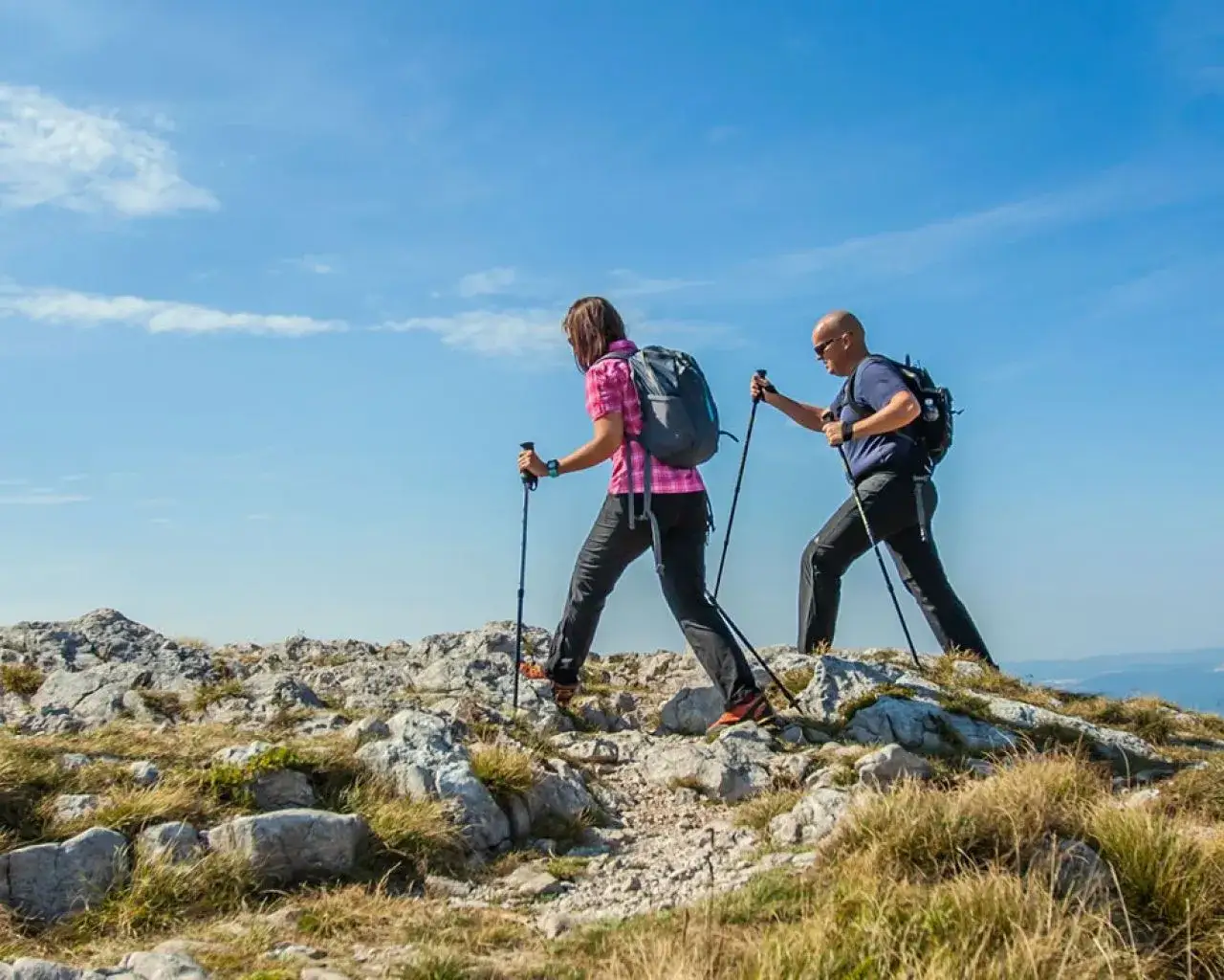 Podróże aktywne, trekking w górach, luksusowe wakacje, niszowe kierunki turystyczne