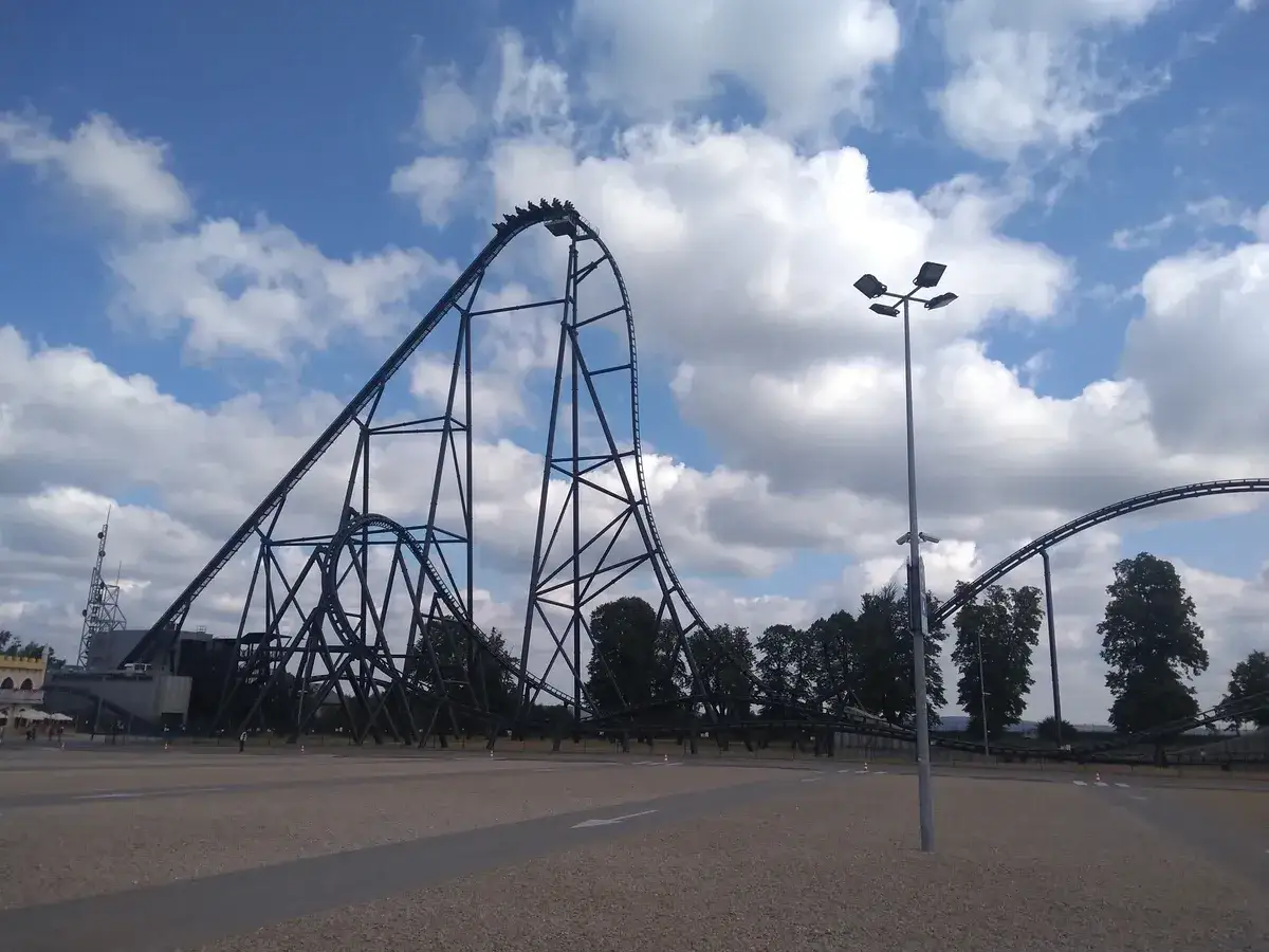 Rollercoaster Hyperion Energylandia