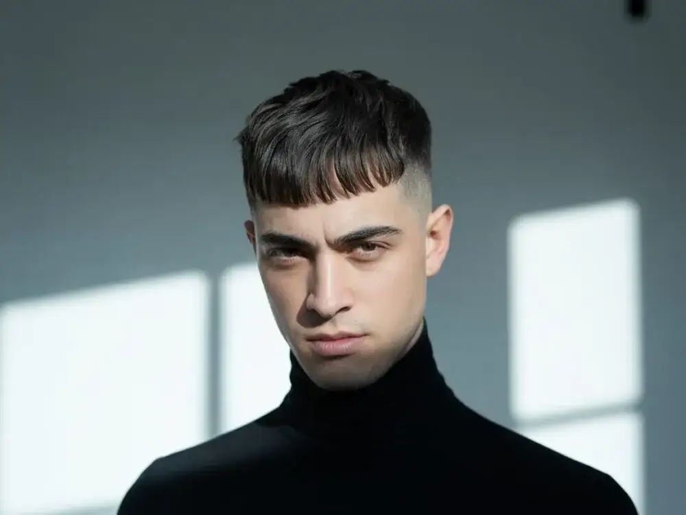 Zdjęcie Jak zrobić grzywkę u chłopaka? Praktyczne porady i techniki stylizacji