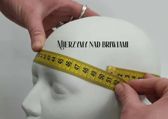 jak zmierzyć obwód głowy centymetrem krawieckim