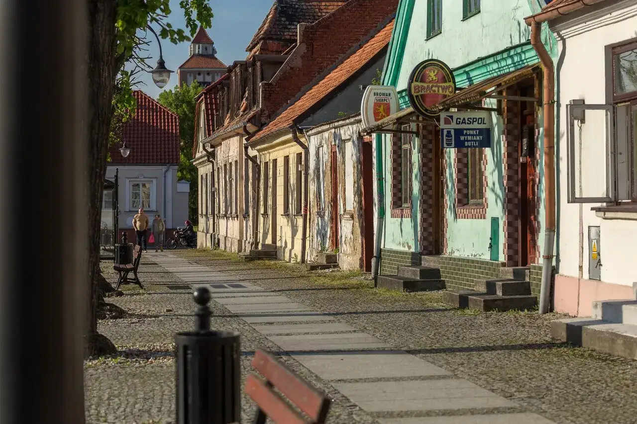 Ulica w miasteczku, gdzie kręcono 
