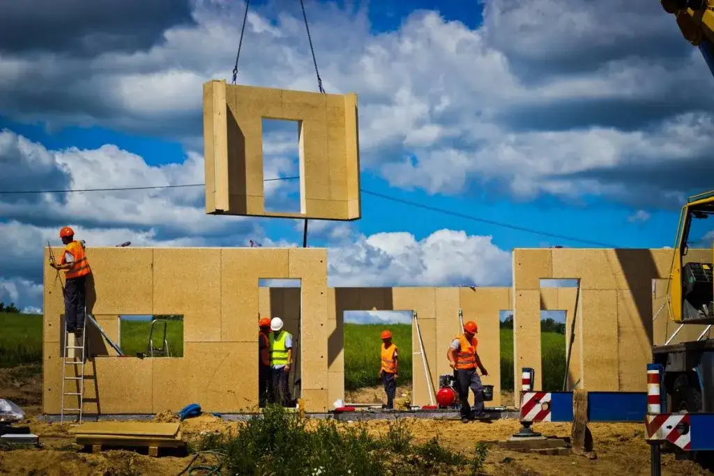 dom murowany szkieletowy prefabrykowany porównanie