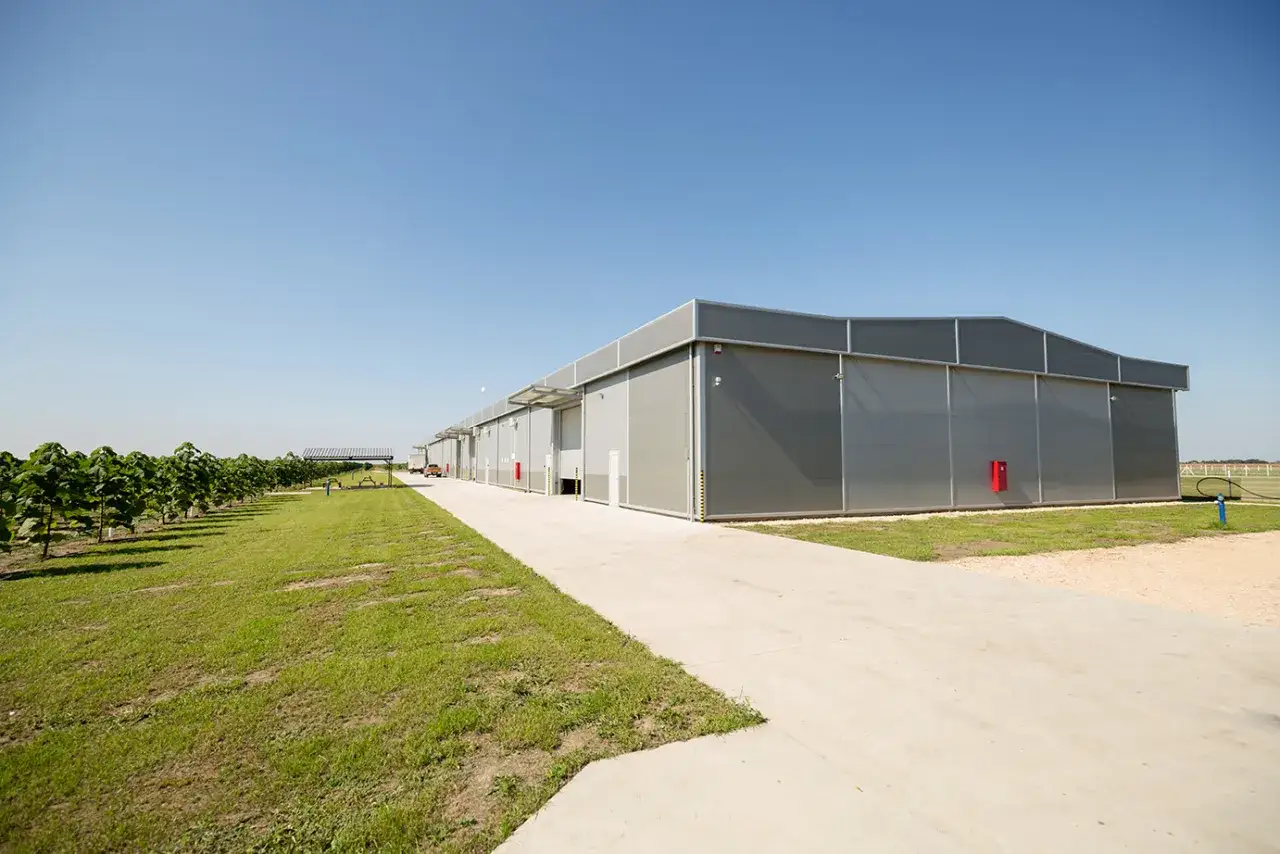 Przykłady budynk&oacute;w gospodarczych na zgłoszenie