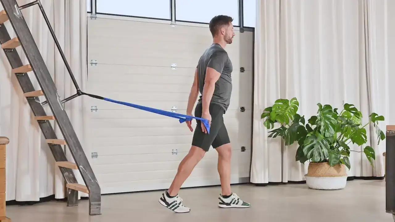 Kraft&uuml;bungen oberer R&uuml;cken Theraband