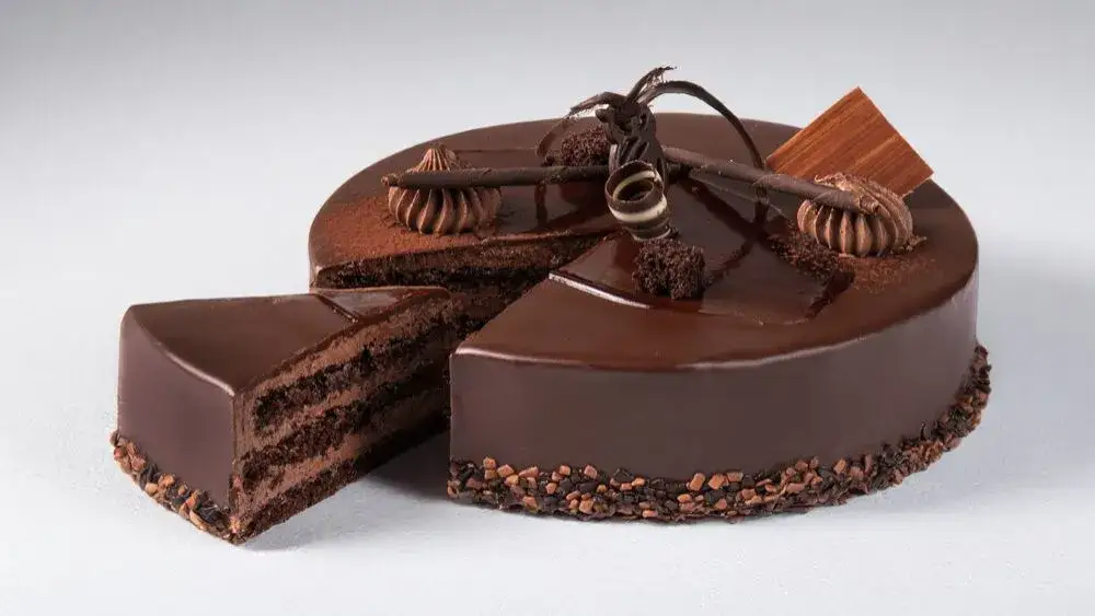 składanie tortu czekoladowego krok po kroku