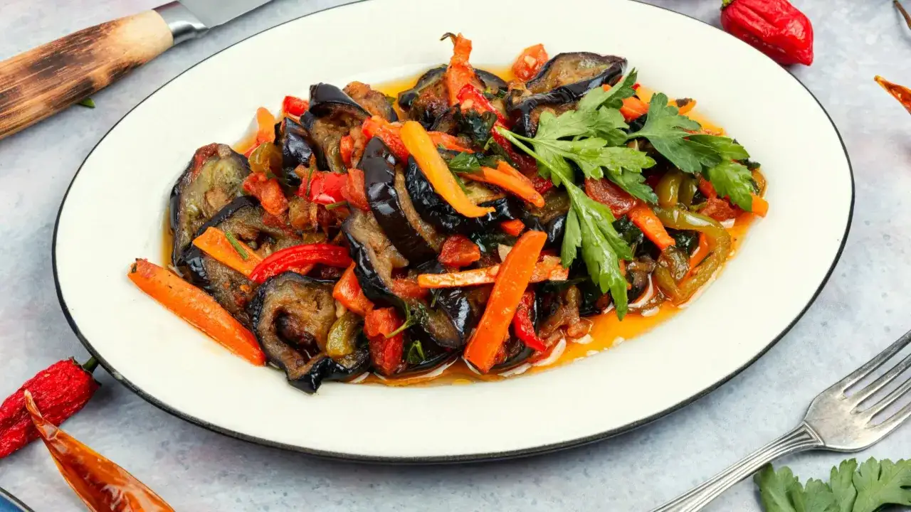 Zdjęcie Jak doprawić warzywa na patelni, aby zachwycić smakiem i aromatem