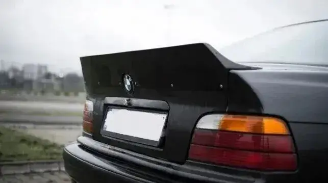 BMW E36 spoilery porównanie M3 GT M-Pakiet ducktail