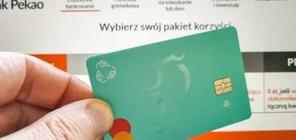 Karta kredytowa i symbol zakup&oacute;w na raty