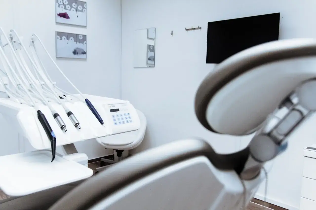 Zdjęcie Jak zapisać się do dentysty na NFZ bez zbędnych formalności?