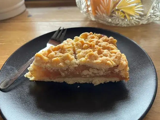 Zdjęcie Jak przechowywać szarlotkę, by zawsze smakowała jak świeża?