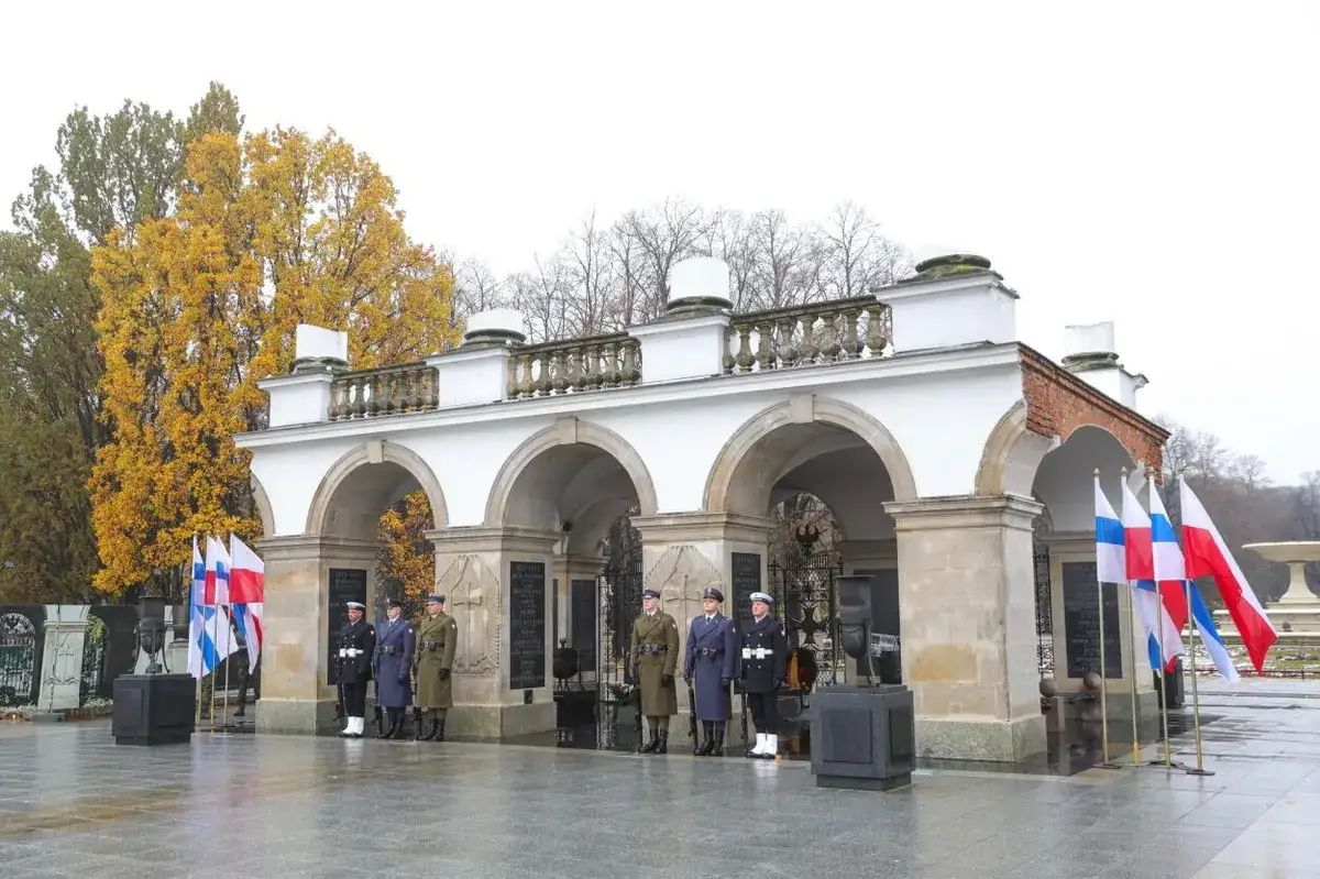Zdjęcie Grób Nieznanego Żołnierza: co symbolizuje dla narodu?