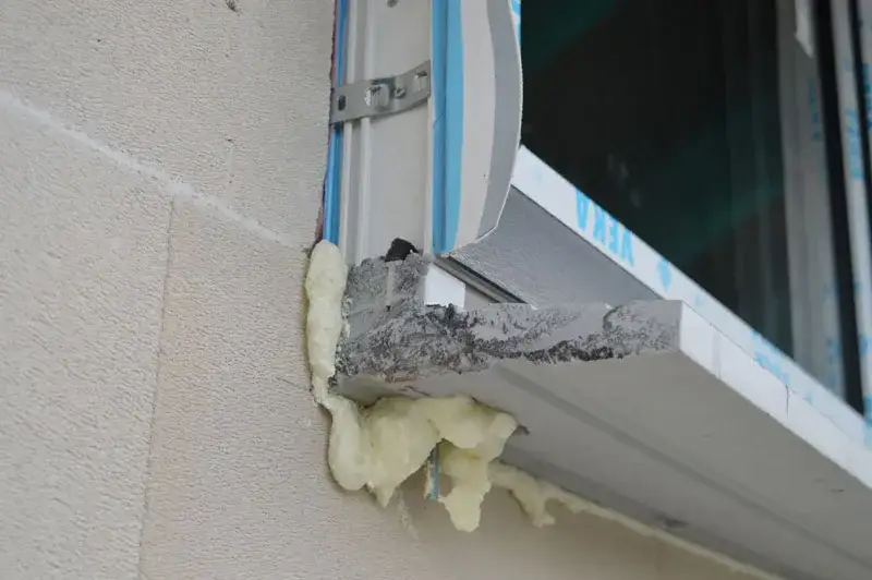 Zdjęcie Szczelny montaż okien: klucz do energooszczędnego domu