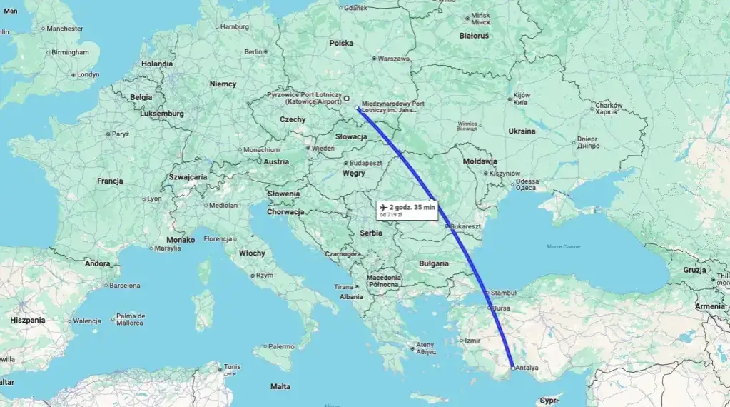 mapa trasy lotu warszawa antalya, samolot na tle błękitnego nieba