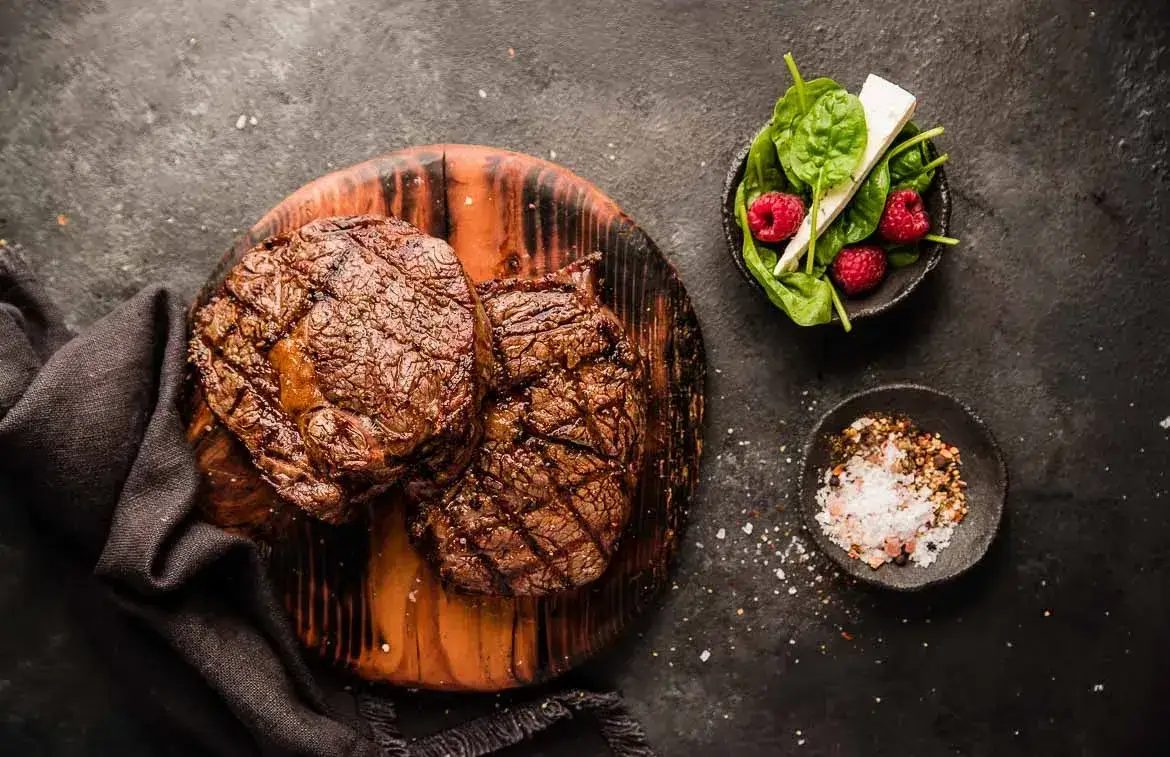 stek rib-eye z grilla