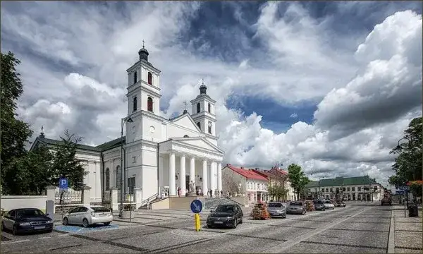Zdjęcie Suwałki atrakcje: Odkryj niezwykłe miejsca, które musisz zobaczyć