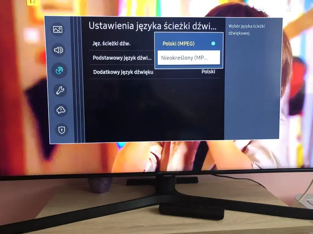 Zdjęcie Jak wyłączyć audiodeskrypcję w telewizorze Samsung i odzyskać spokój
