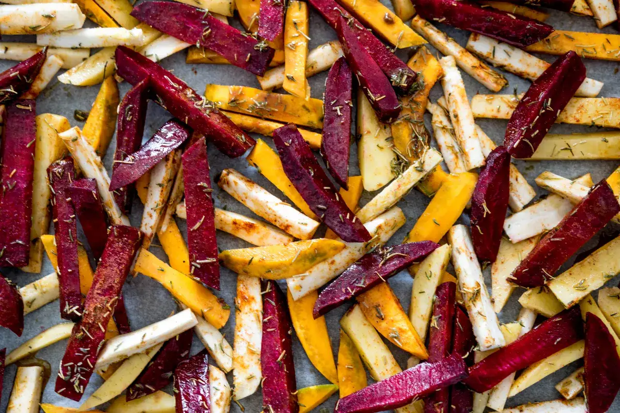 Pieczone frytki warzywne różnorodność