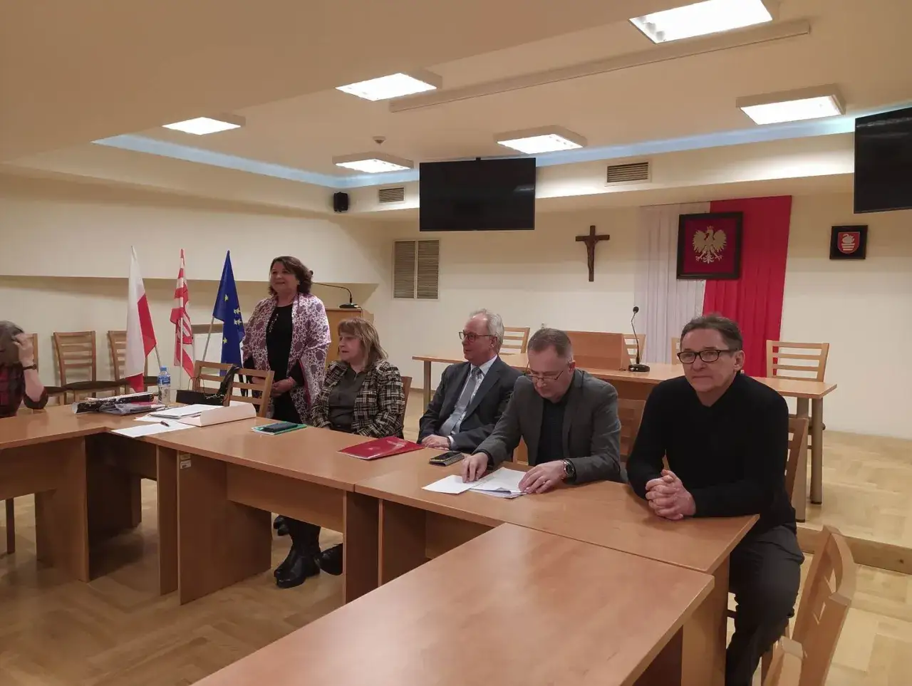 Spotkanie rady osiedla w sali konferencyjnej