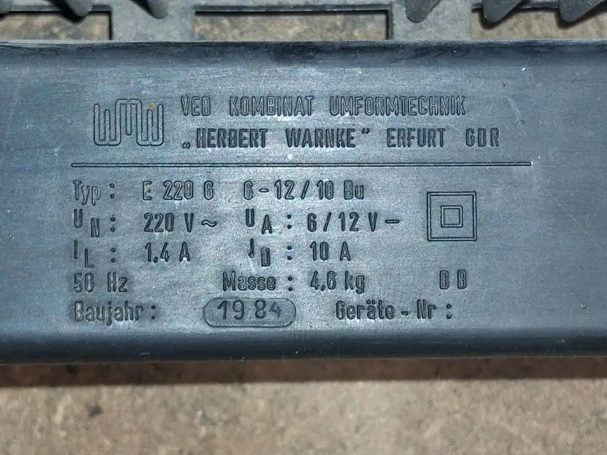 tabliczka znamionowa prostownika przykład