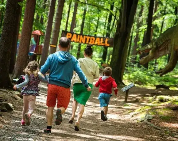 Dinopark Szklarska Poręba rodzina z dziećmi