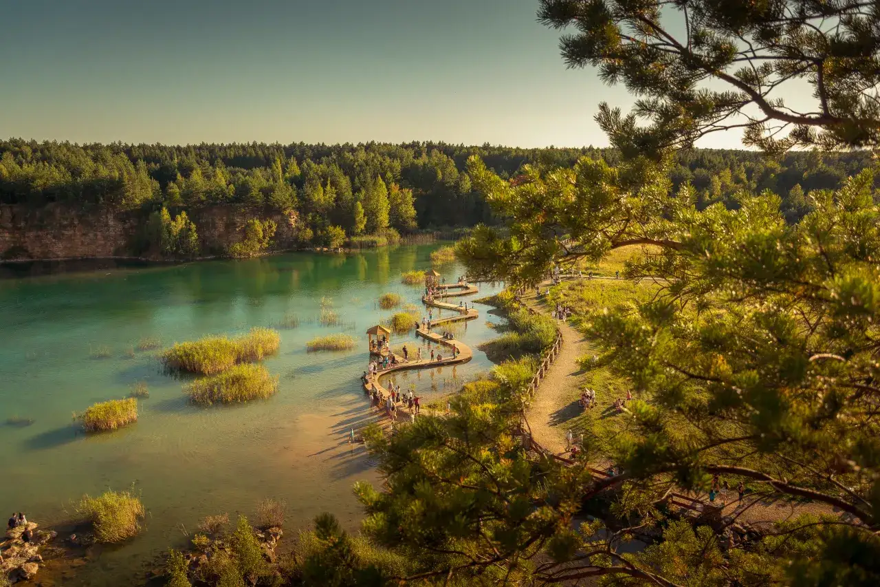 Zdjęcie Jezioro w Jaworznie: Odkryj uroki Zalewu Sosina i Parku Gródek