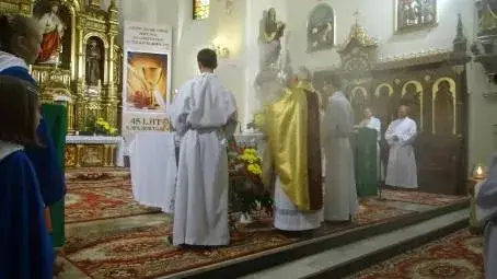 Zdjęcie O której jest suma w kościele? Sprawdź dokładne godziny mszy świętej!