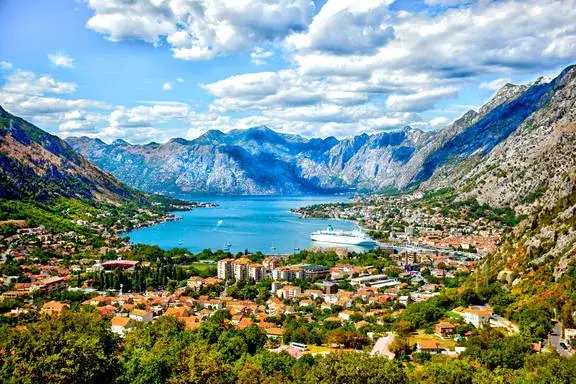 krajobrazy Bałkanów, zatoka Kotor, albańska riwiera