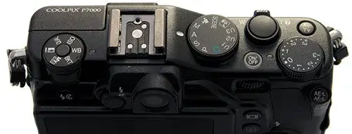 tył aparatu Nikon Coolpix przyciski