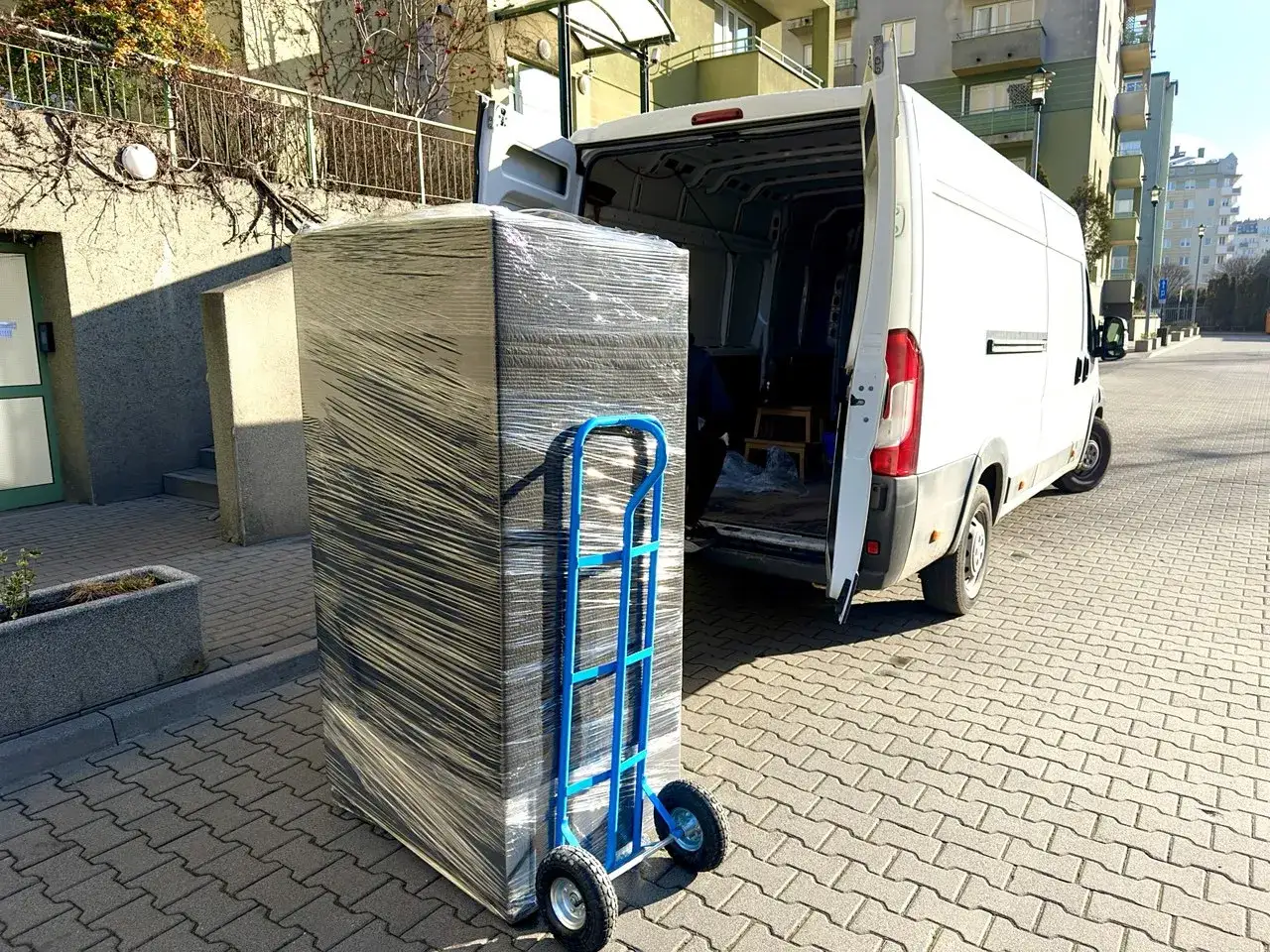 Przygotowanie lod&oacute;wki do transportu