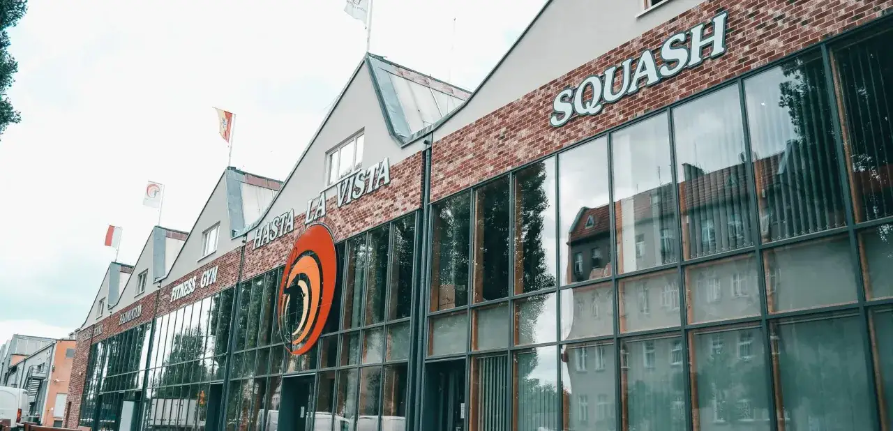 Zdjęcie Squash we Wrocławiu z kartą Multisport – najlepsze kluby i zniżki