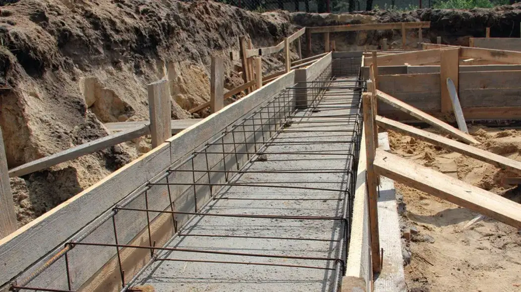 Fundamenty w r&oacute;żnych warunkach gruntowych