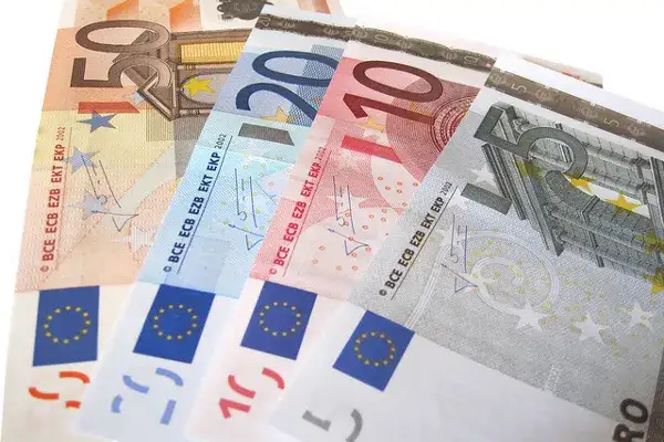 Zdjęcie Jaka waluta we Francji? Historia, nominały euro i płatności w kraju