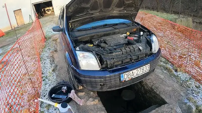 Zdjęcie Ford Fiesta wymiana oleju co ile - uniknij kosztownych błędów w serwisie
