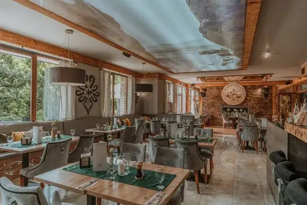 Zdjęcie Gdzie zjeść w Białce Tatrzańskiej? Odkryj najlepsze lokale i smaki