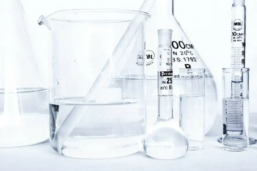 Zdjęcie Jak założyć laboratorium chemiczne: uniknij kosztownych błędów