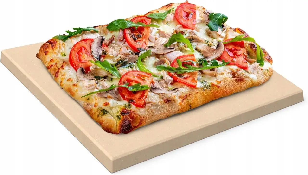 Zdjęcie Jak przełożyć pizzę na kamień bez łopatki i uniknąć przyklejania
