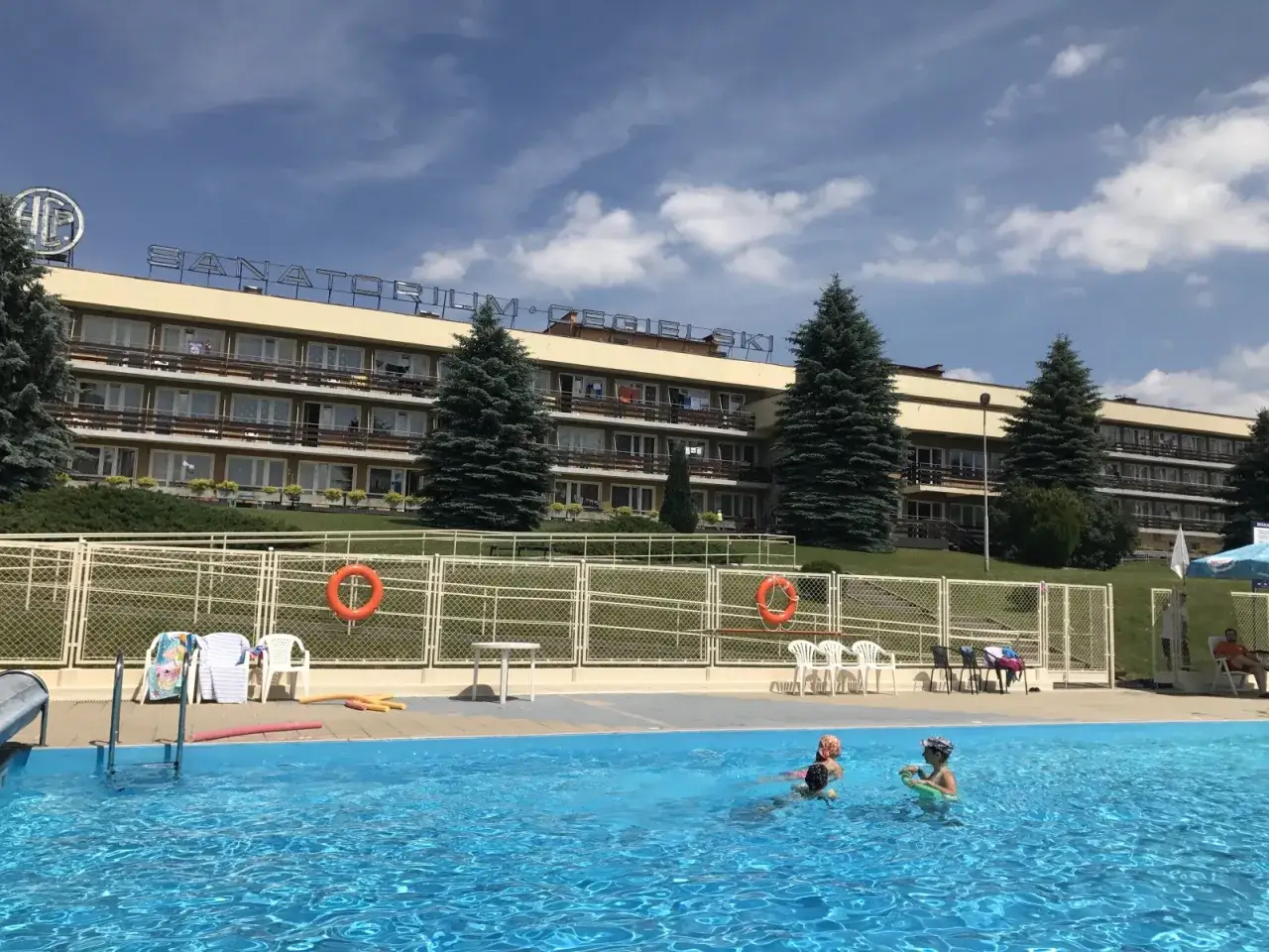 Zdjęcie Sanatorium Cegielski w Rabce-Zdroju: Komfort, leczenie i atrakcje