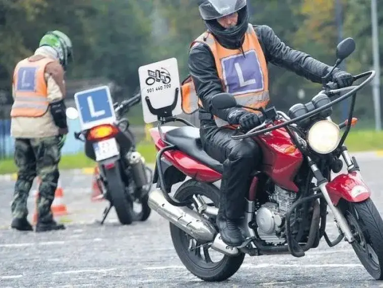 motorower na dowód osobisty przepisy