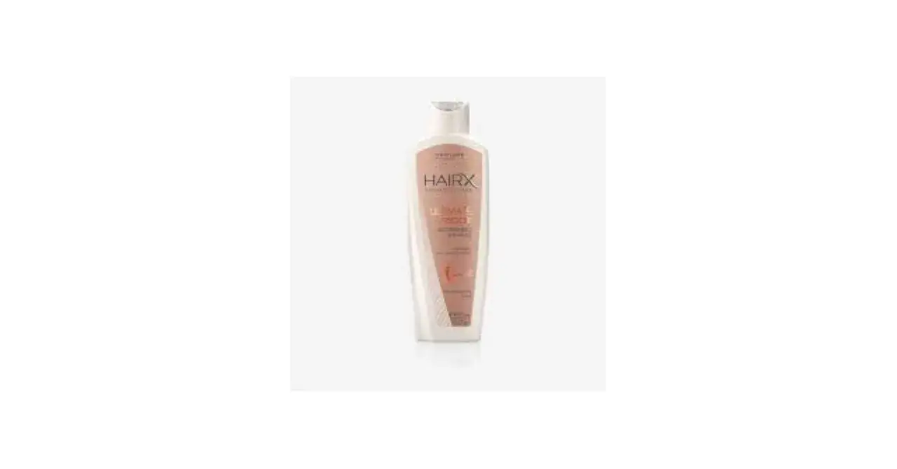 butelka szamponu Oriflame HairX Advanced Care Ultimate Repair na białym tle
