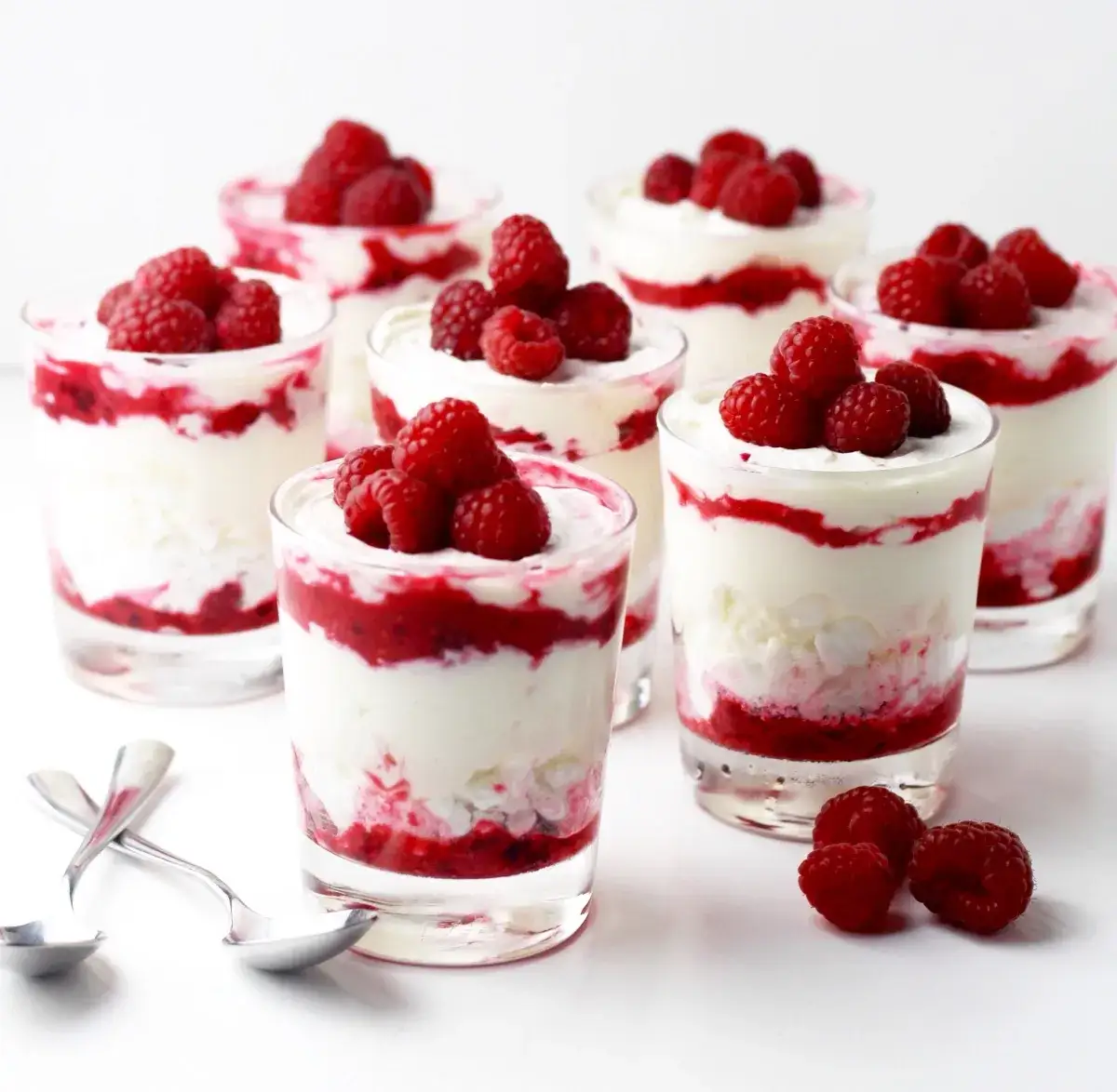 krem mascarpone śmietankowy malinowa chmurka