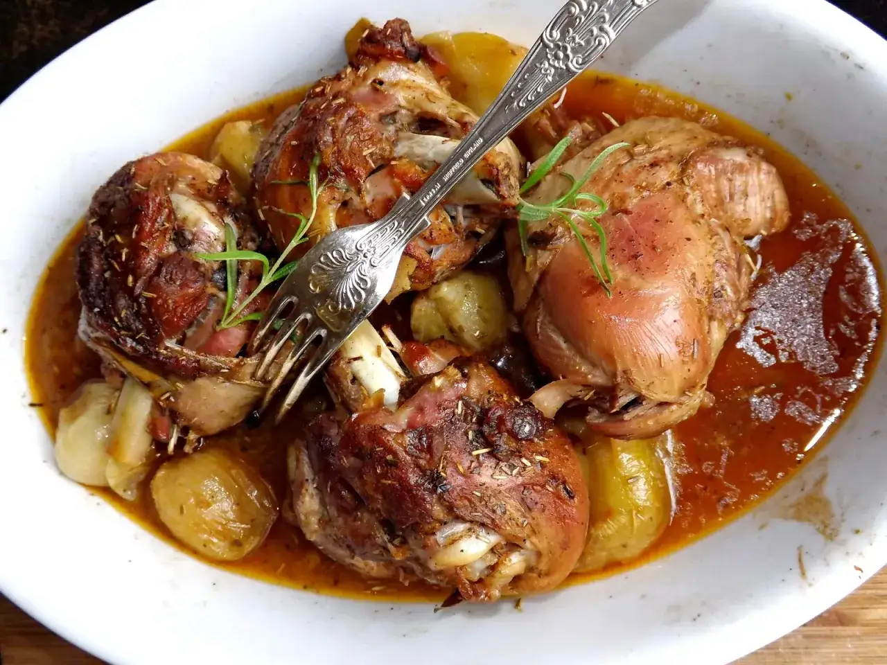 Składniki na marynatę do golonki z indyka