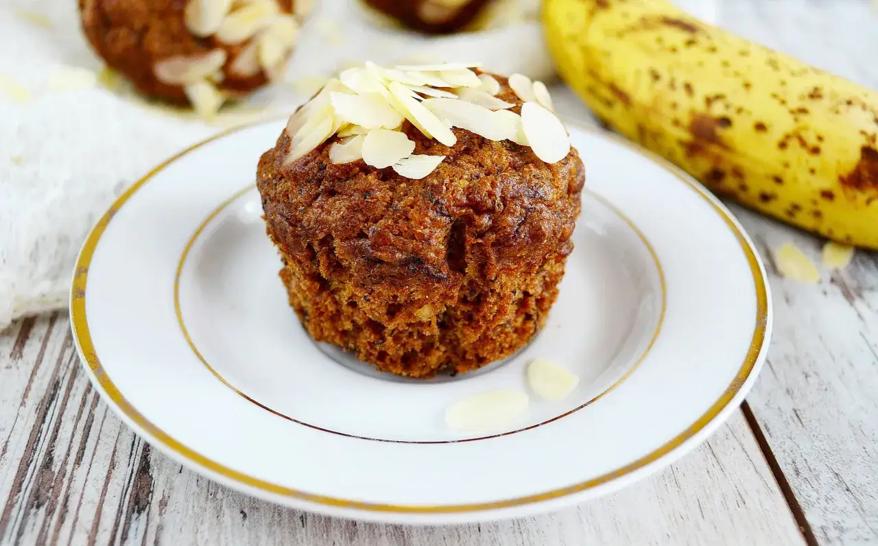 zdrowe muffiny bananowe dla dzieci, domowe batoniki owsiane