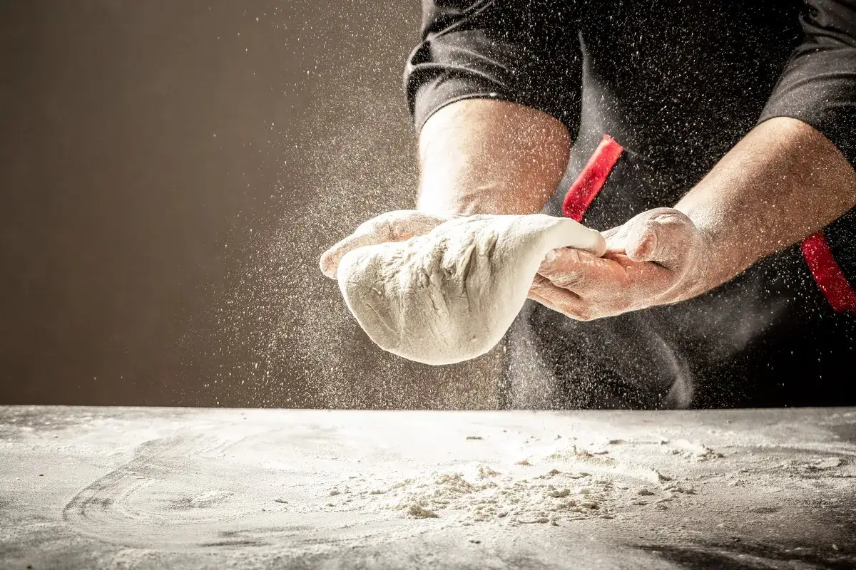 semolina mąka kukurydziana podsypka pizza