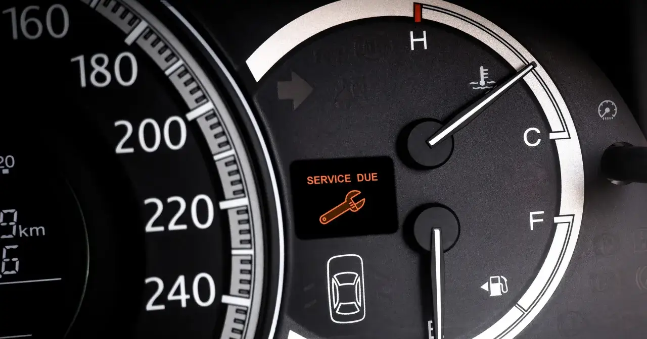 Kontrolka serwisowa samochód