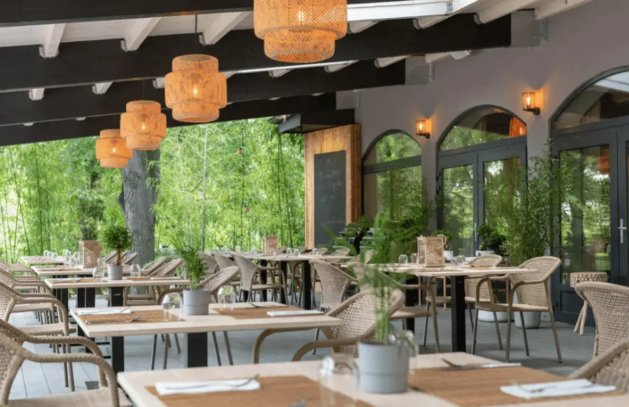 Verschiedene Arten von Gastronomie Outdoor Möbeln