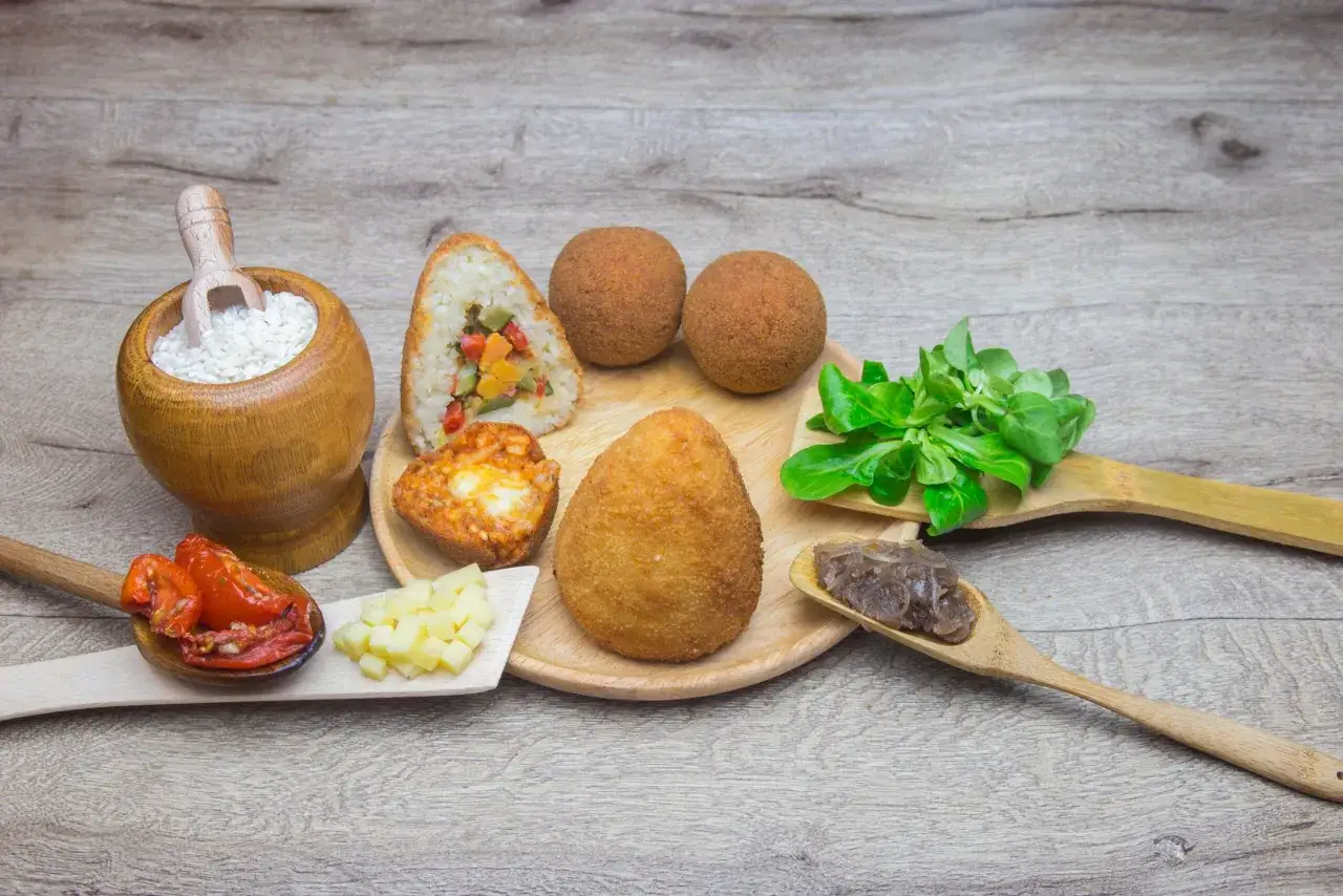 Taormina arancini street food