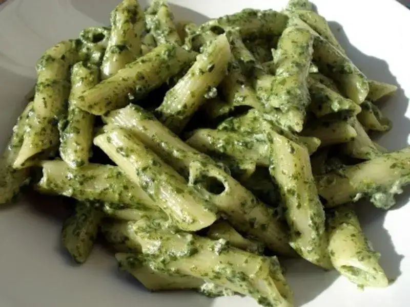 Penne ze szpinakiem i serem składniki