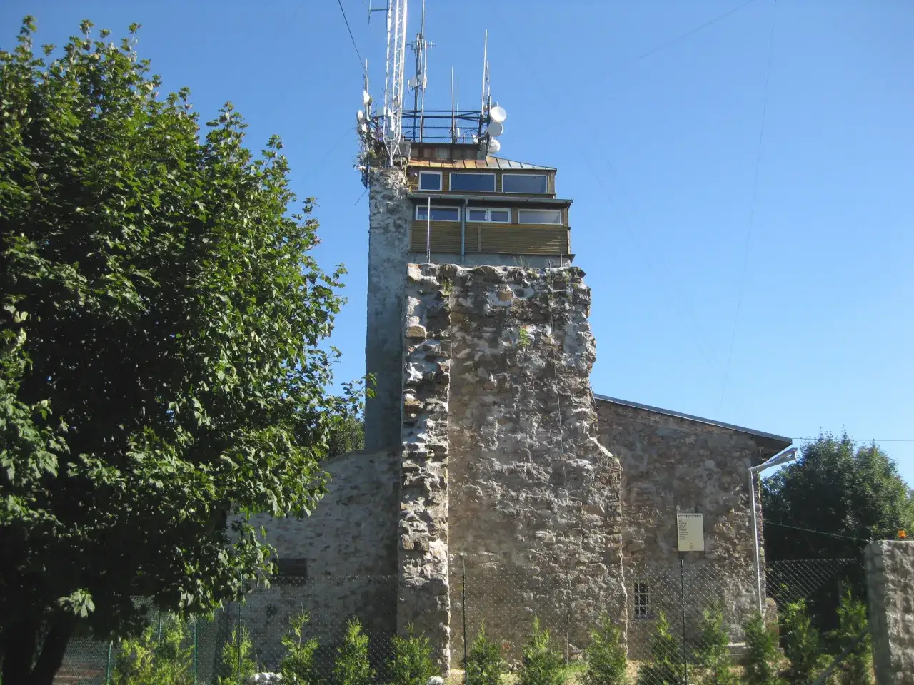 Góra Chełmiec wieża widokowa